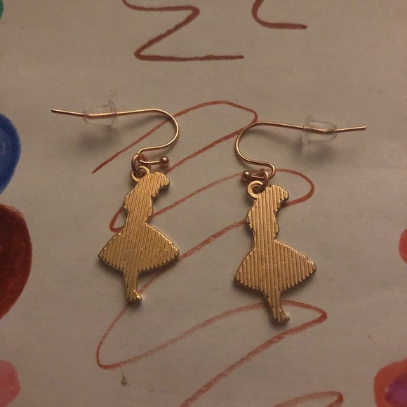 Handmade Brand New Gold Cinderella Earrings - Picture 2 of 3
